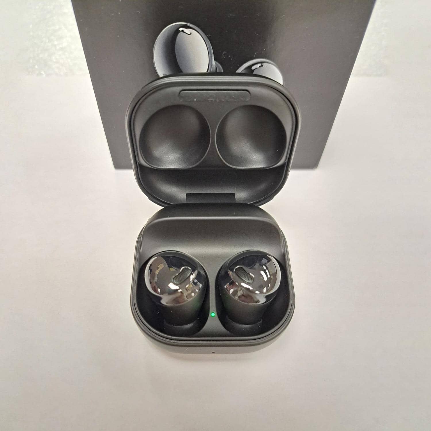 Samsung Galaxy Buds Pro Headphones & Earbuds New White
