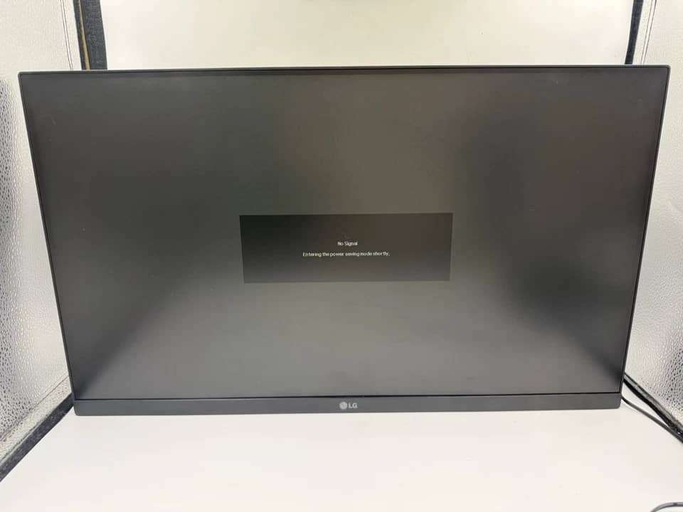 LG 24MP400 Monitors New Black