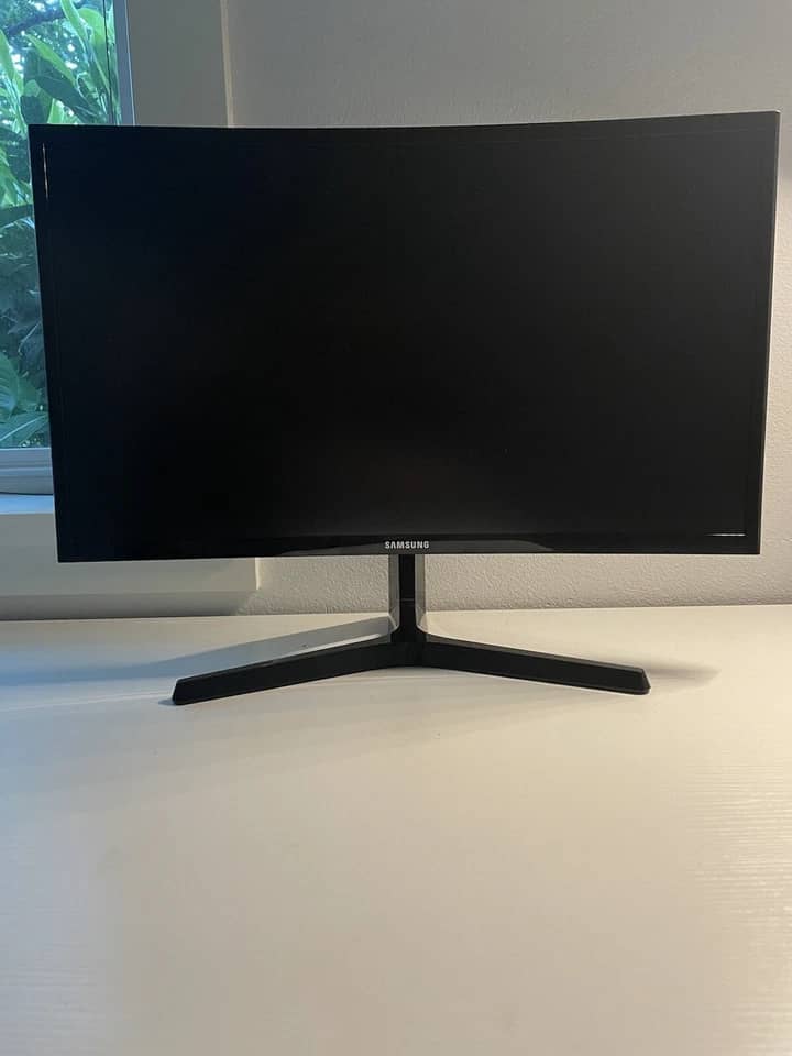 Samsung C27F398 Monitors New Black