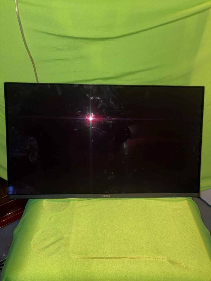 MSI MAG 321UPX QD-OLED Monitors New Black