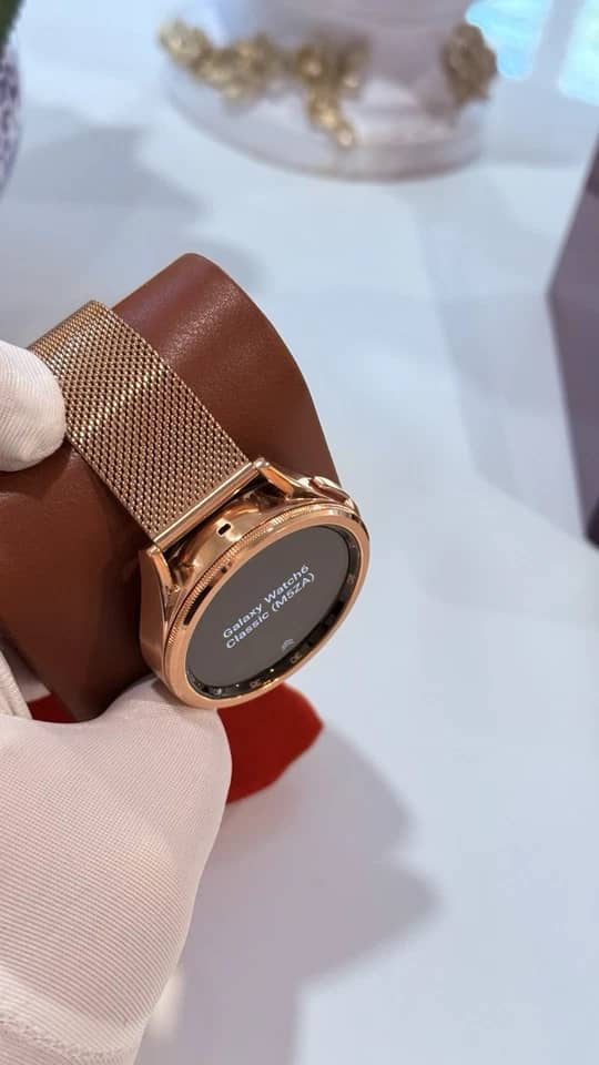 Samsung Galaxy Watch 6 Classic Smartwatches New Silver