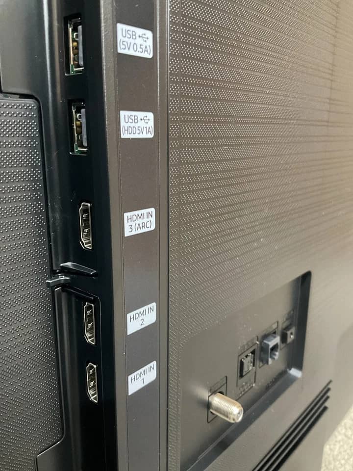 Samsung NT678U TVs For parts or not working Black