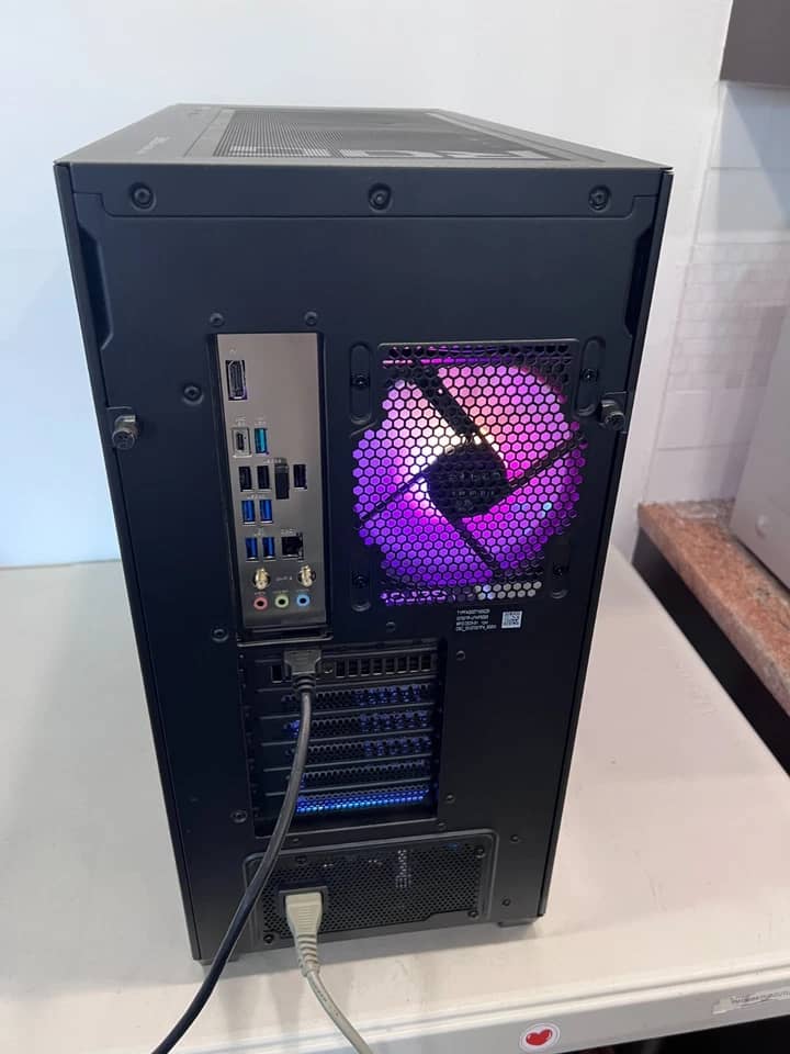 ASUS ROG Strix G700 Computers New 1TB 16GB