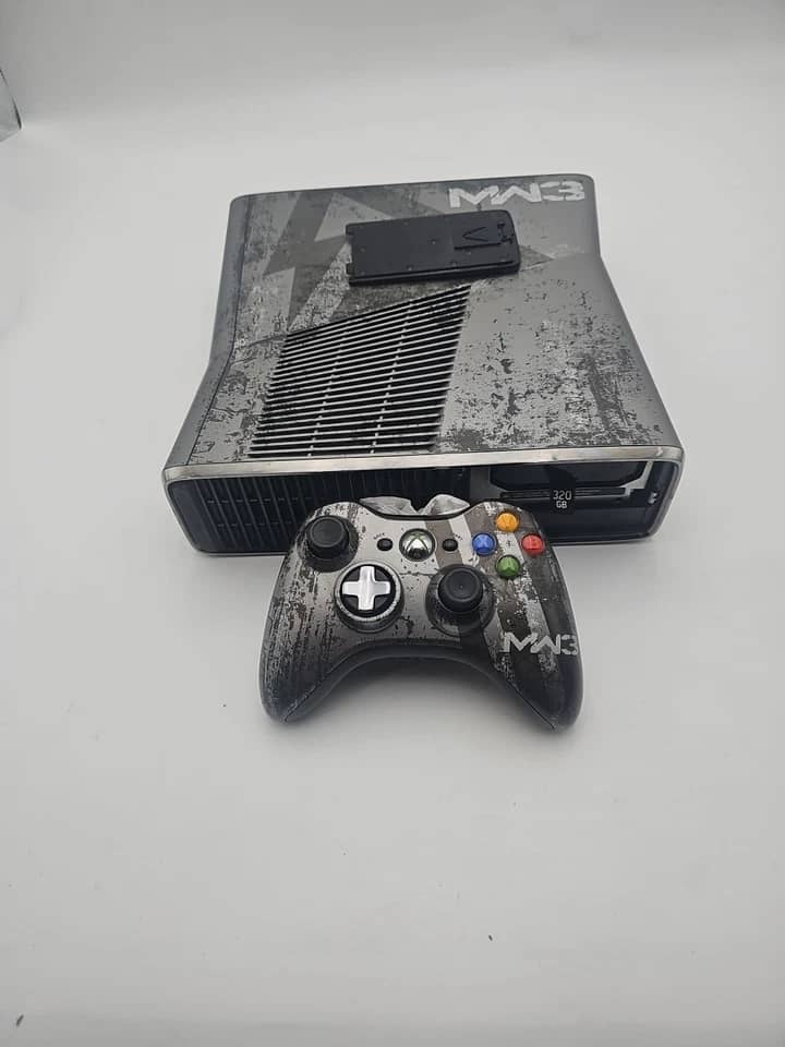Microsoft XBOX 360 E Video Game Consoles New Blue