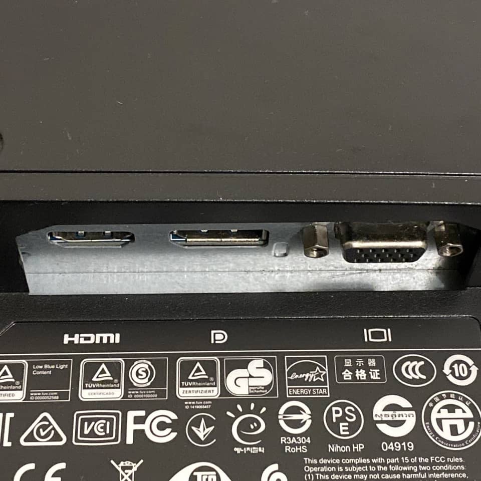 HP P204 Monitors Open-Box Excellent Black