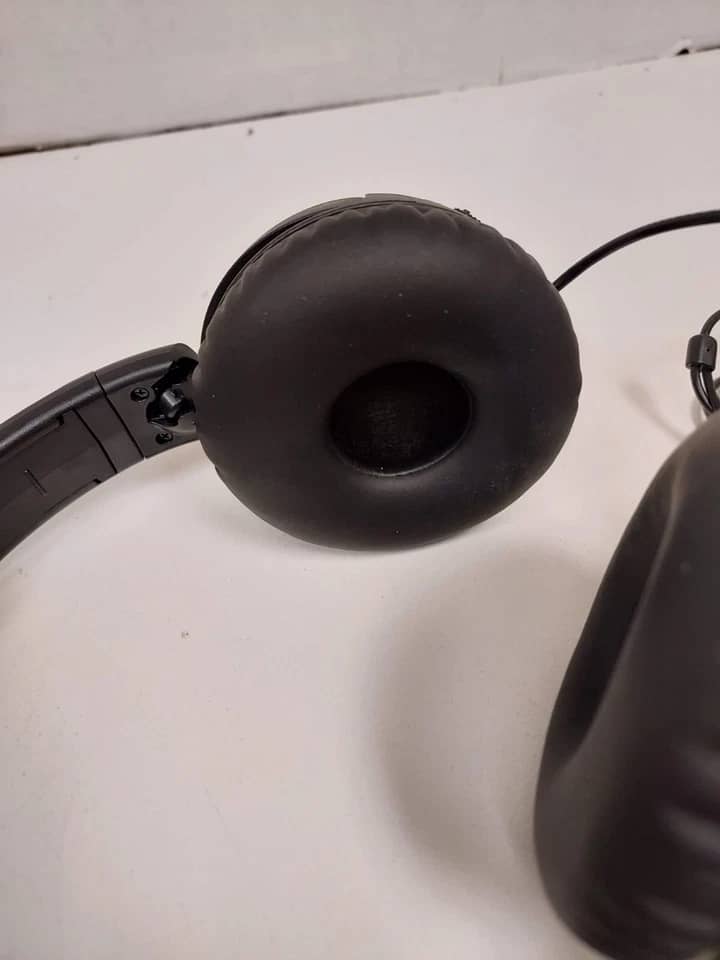 Sony MDRZX110 Headphones & Earbuds New Pink