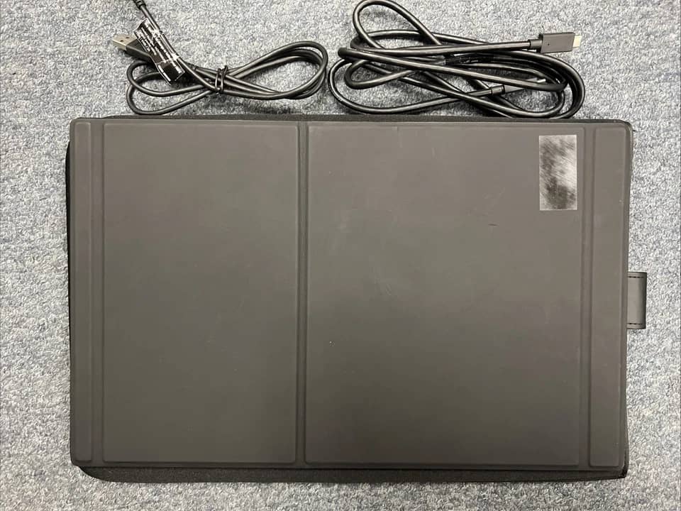 AOC I1601C Monitors Open-Box Excellent Black