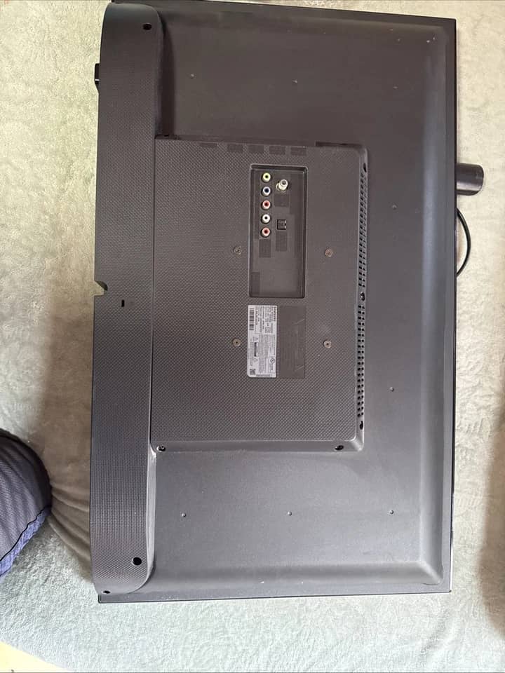 Samsung 690U TVs Used - Good Black