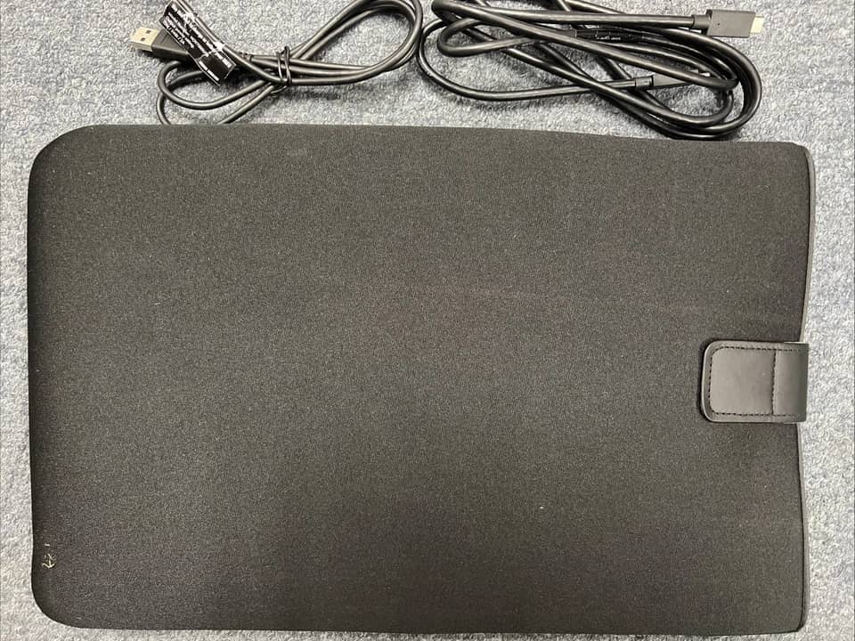 AOC I1601C Monitors Open-Box Excellent Black