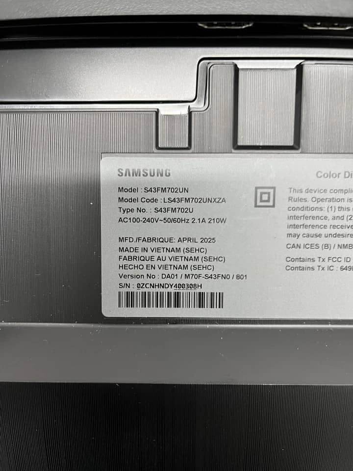 Samsung M7 Monitors New White