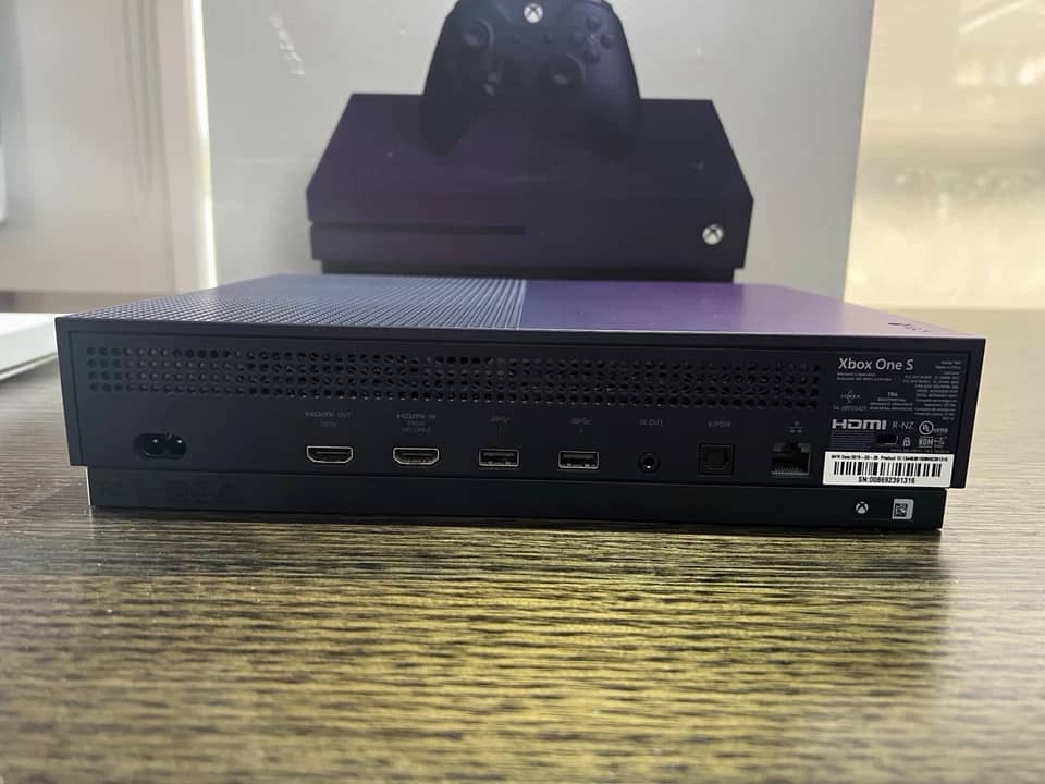 Microsoft Xbox One Video Game Consoles New Black