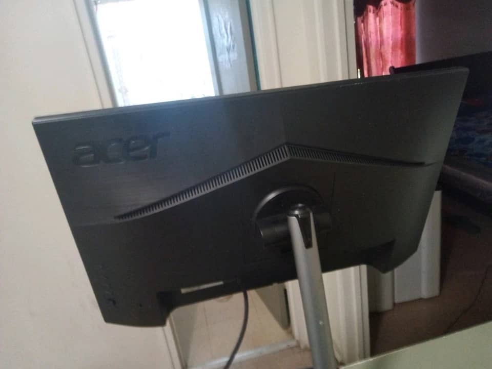 Acer EI242QR Monitors Open-Box Excellent Black