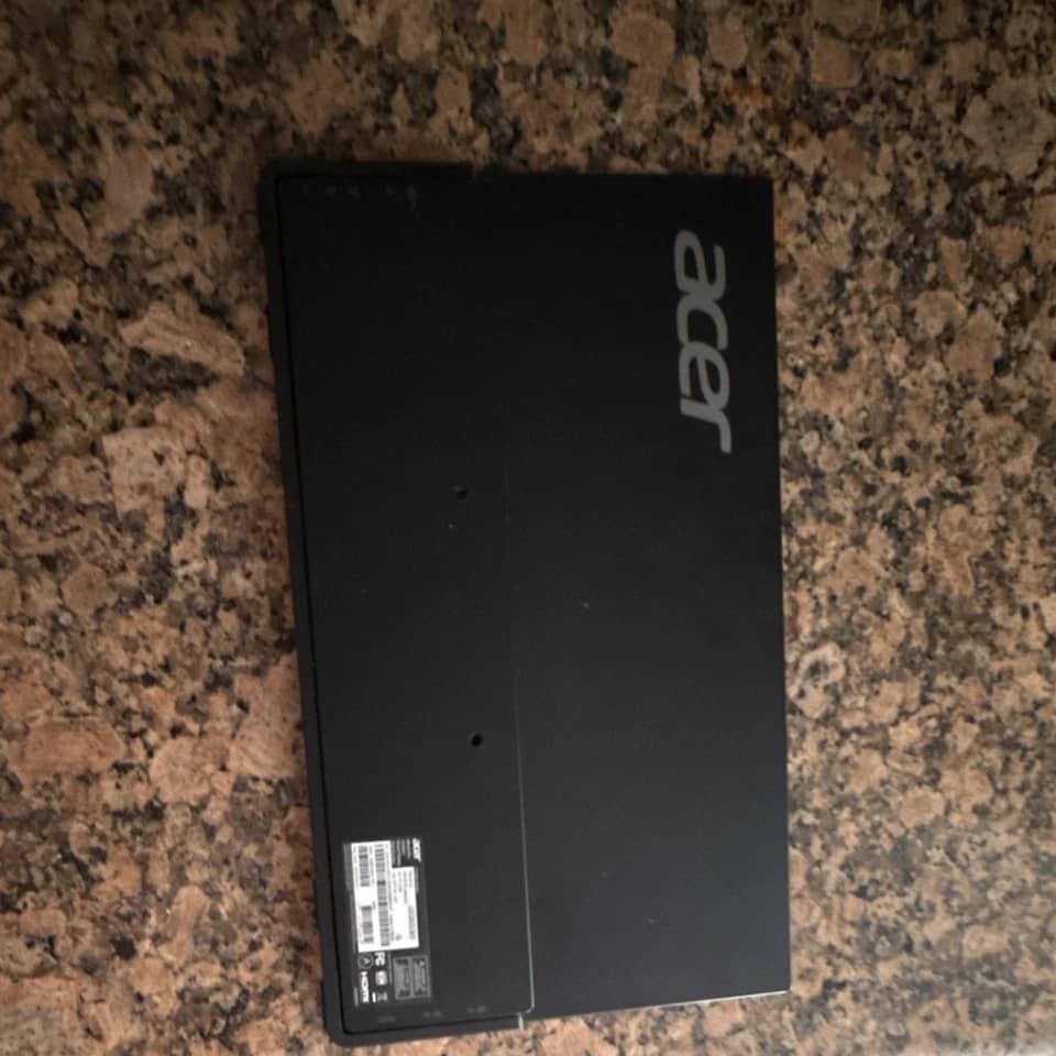 Acer PM161Q Monitors New Black