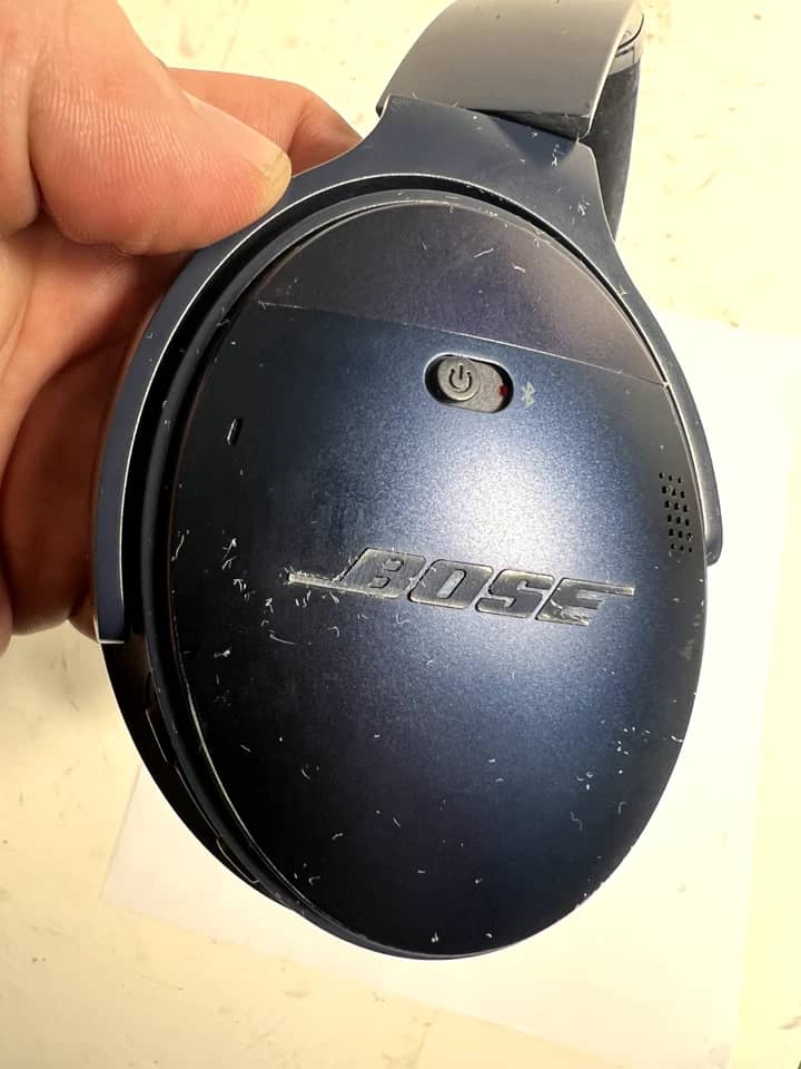 Bose QuietComfort 35 II Headphones & Earbuds New Silver