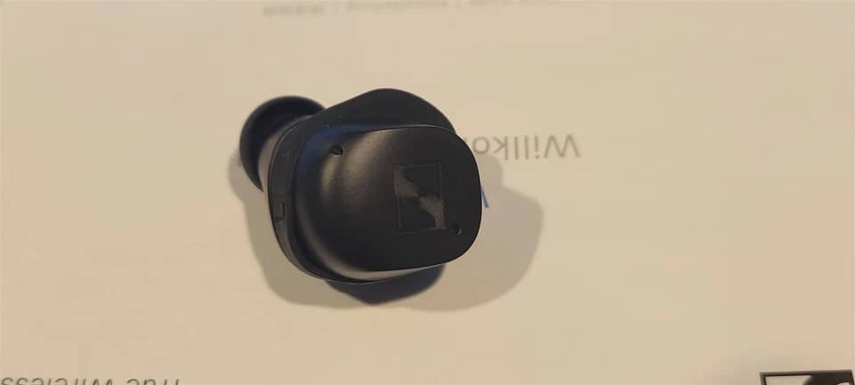 Sennheiser Momentum 3 Wireless Headphones & Earbuds New Black