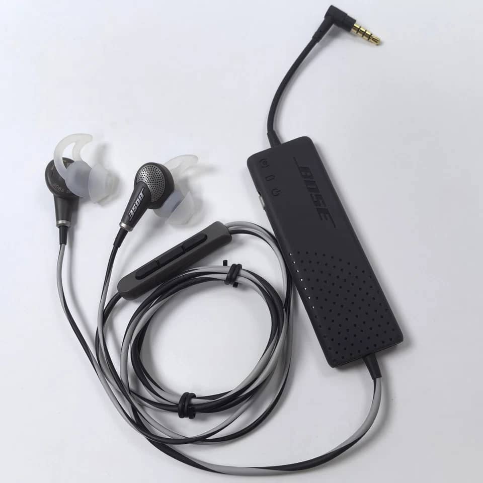 Bose QuietComfort 20 Headphones & Earbuds New Gray