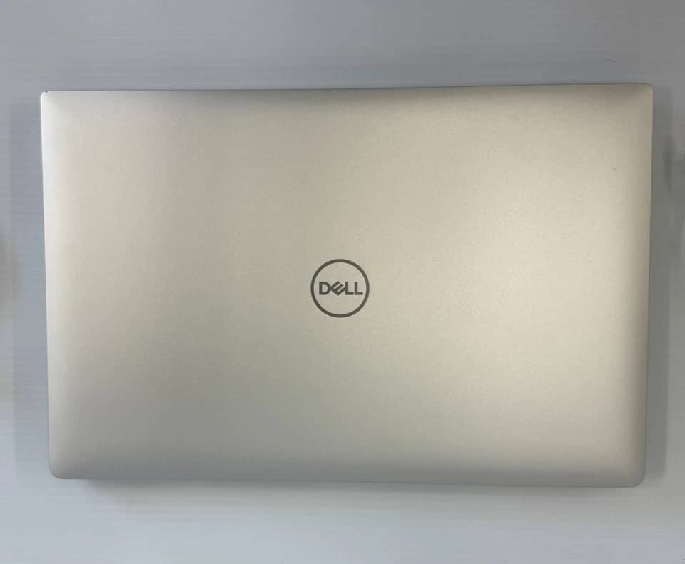 Dell XPS 15 9570 Computers Open-Box Excellent 1TB 32GB