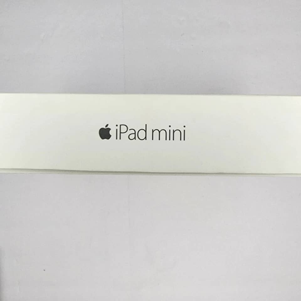 Apple iPad Mini 4 Tablets Silver 32GB New