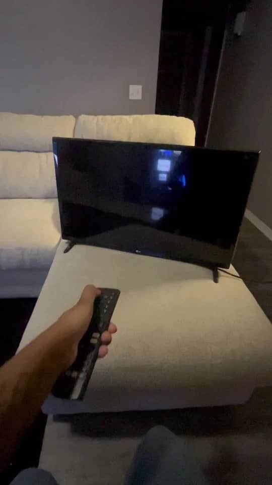 LG 32LQ63006LA TVs Open-Box Excellent Black