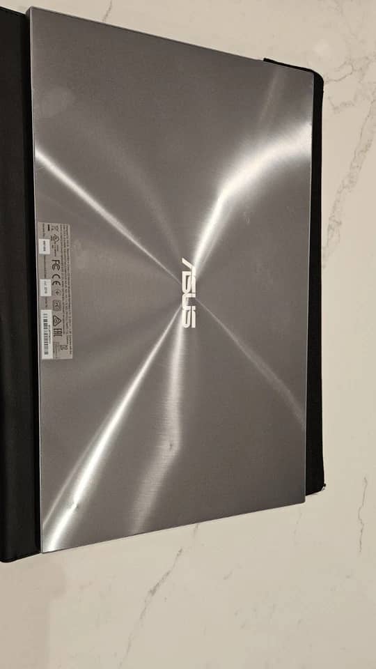 ASUS MB168B Monitors Used - Good Red