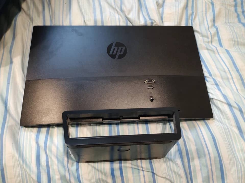 HP V223ve Monitors Used - Good Black
