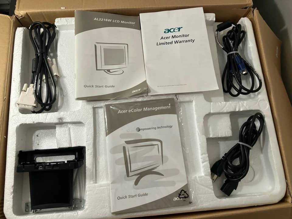 Acer AL1716B Monitors Open-Box Excellent Black