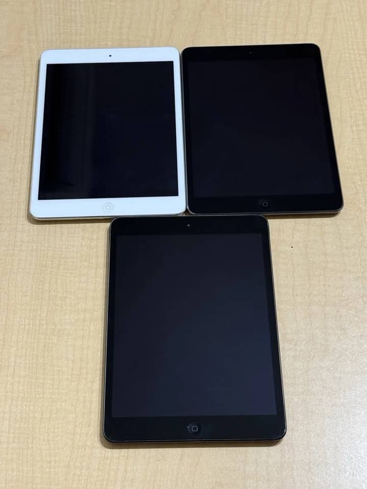 Apple iPad Mini 2 Tablets Silver 32GB New