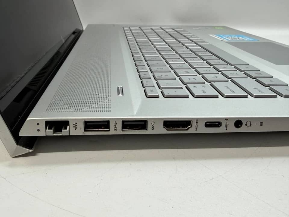 HP Envy 17 Computers New 1TB 32GB