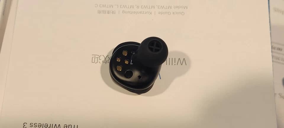 Sennheiser Momentum 3 Wireless Headphones & Earbuds New Black
