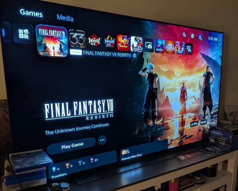 LG C1PUB TVs New Black