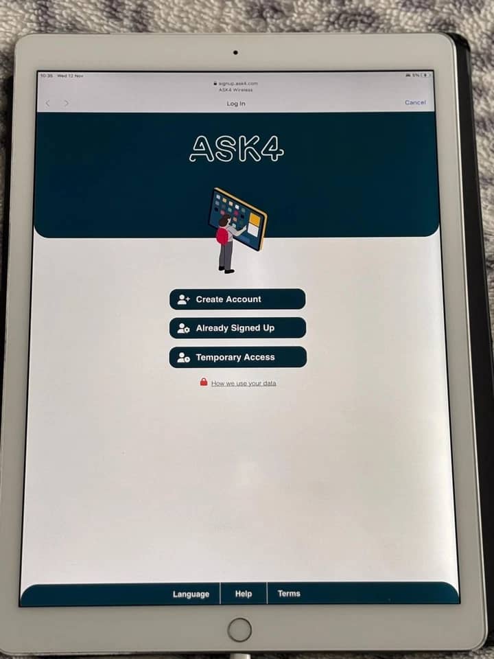 Apple iPad 1st Tablets Black 16GB New