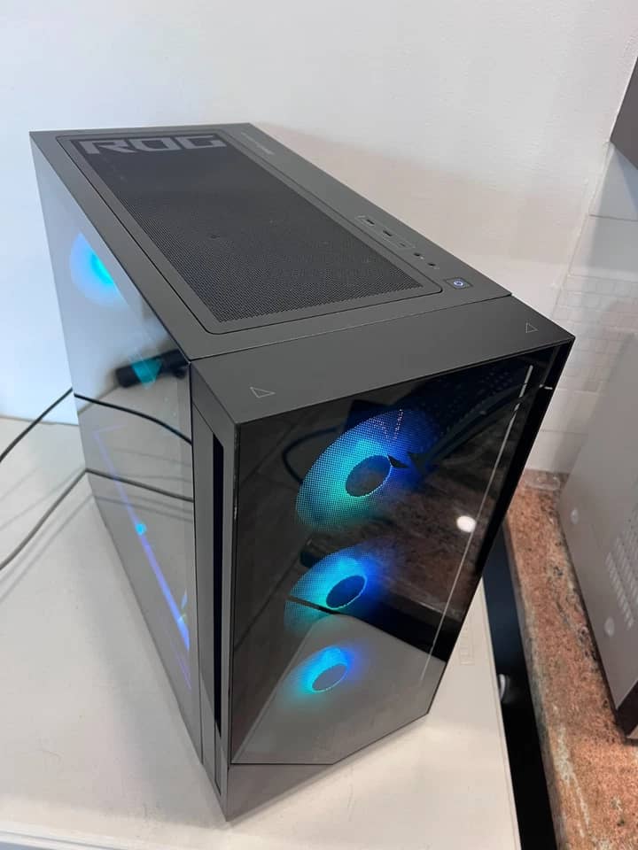 ASUS ROG Strix G700 Computers New 1TB 16GB