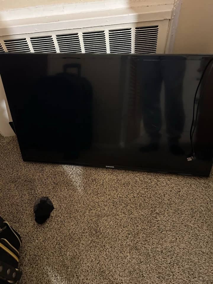 Sony kd55a8h TVs Used - Good White