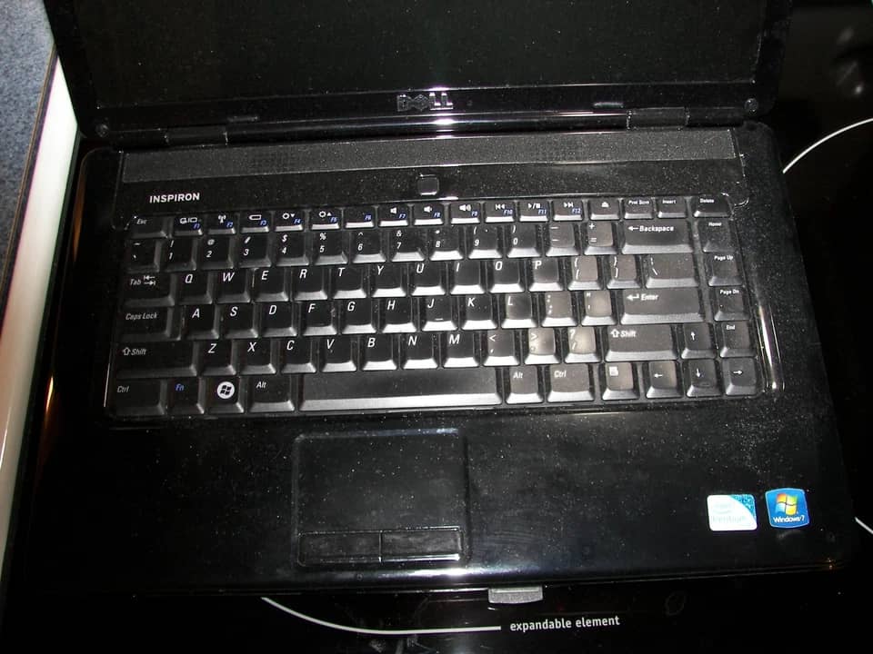 Dell Inspiron 1545 Computers Used - Good Unspecified 6GB