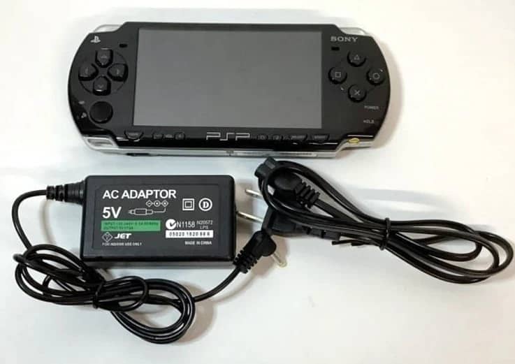 Sony Playstation Portable 2000 Video Game Consoles New Others