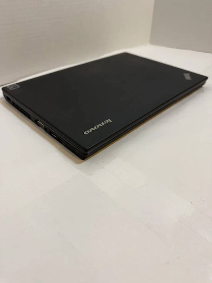 Lenovo ThinkPad X240 Computers Used - Good Unspecified 8GB