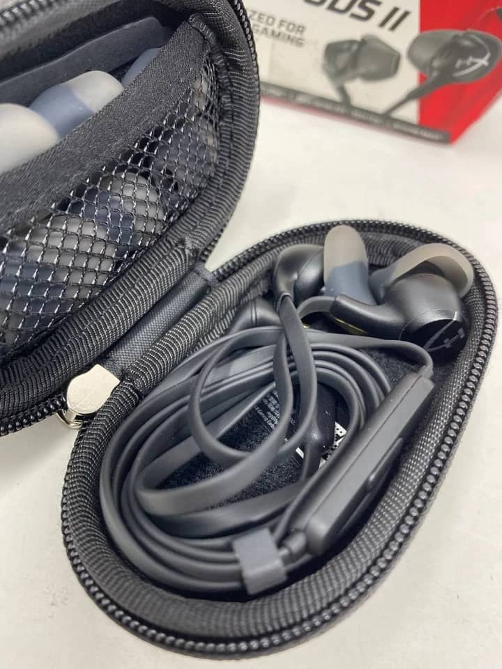 HyperX Cloud II Headphones & Earbuds New Silver