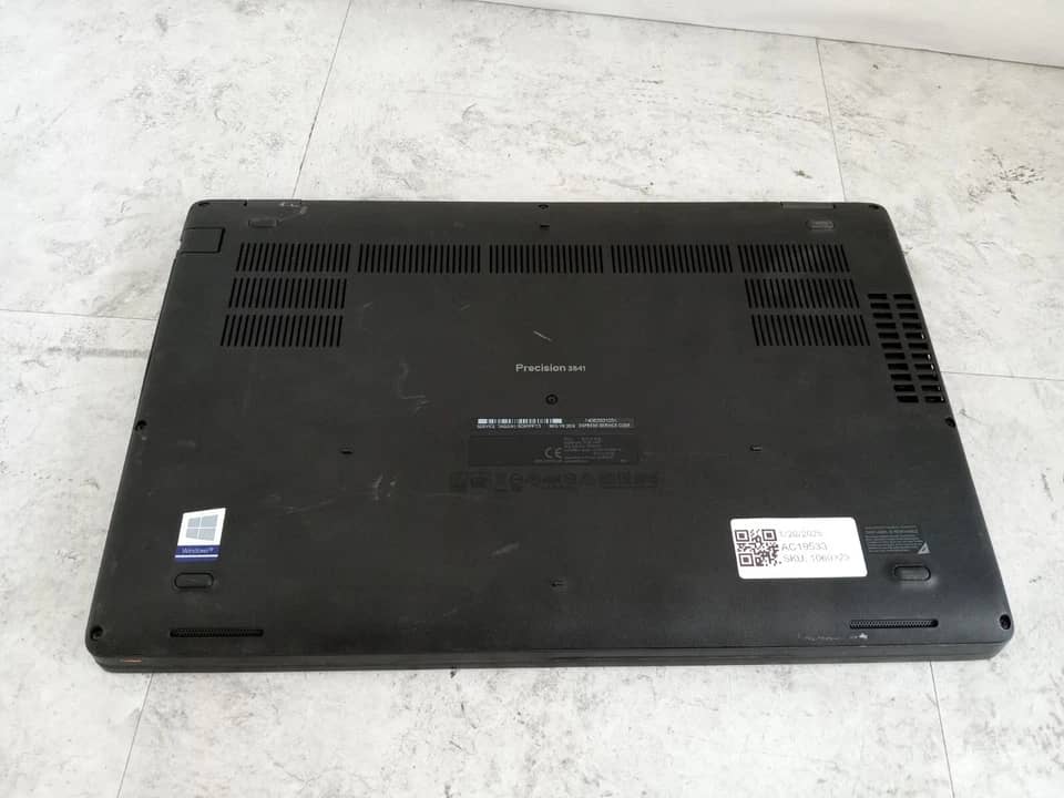 Dell Inspiron 15 5570 Computers Open-Box Excellent 1TB 12GB