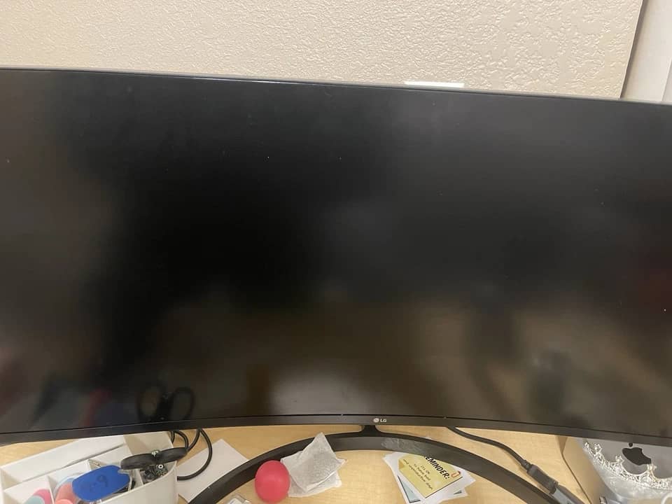 LG 35WN65C Monitors New Black