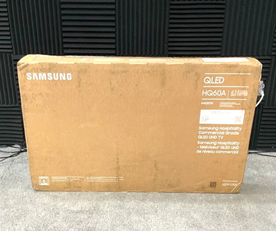 Samsung Q60AAN TVs Open-Box Excellent Gray