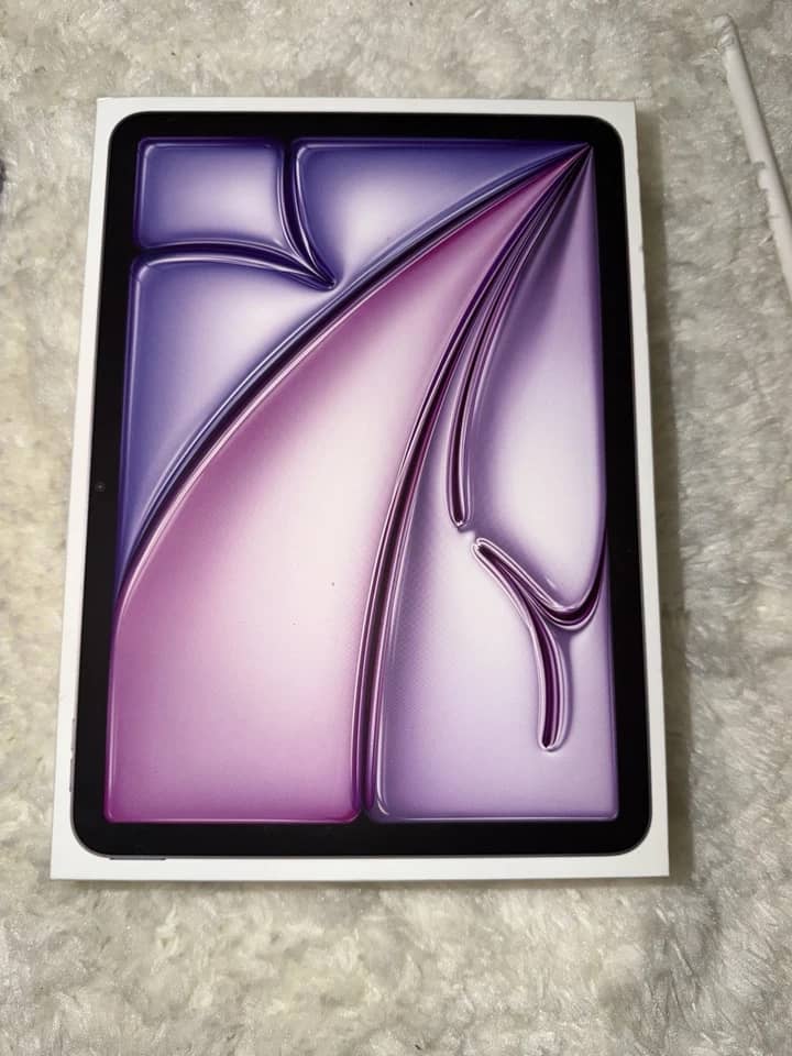 Apple iPad Air M3 Tablets Gray 128GB New