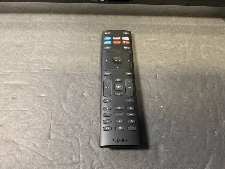 VIZIO D24h-G9 TVs Open-Box Excellent Black