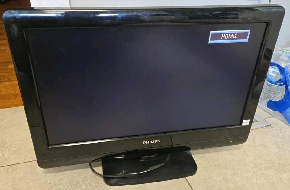 Philips 19PFL3504D/F7 TVs Used - Good Black