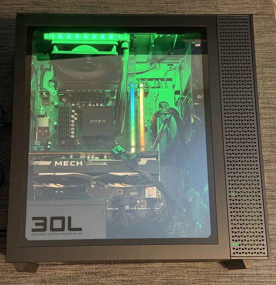HP OMEN 40L Computers New 256GB 8GB