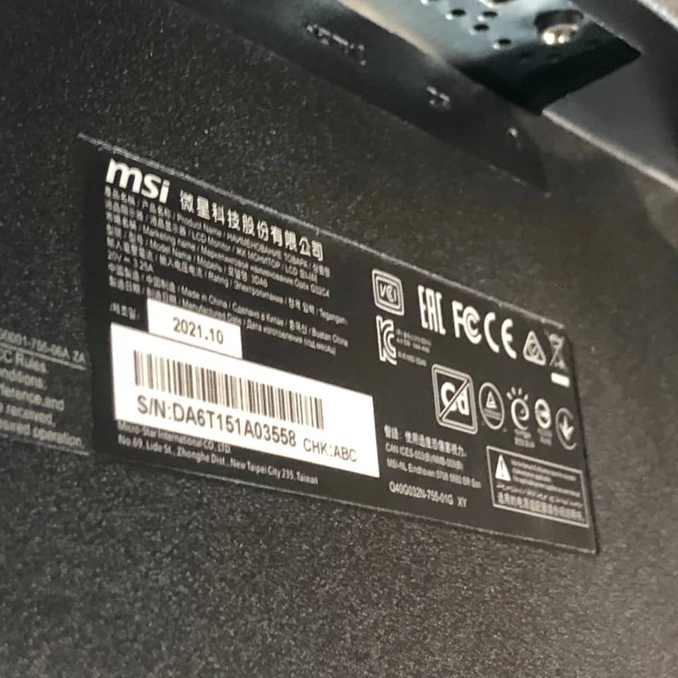MSI G32C4W Monitors New Black
