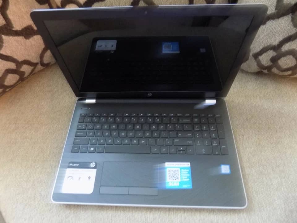 HP 15-bs Computers New 500GB 4GB