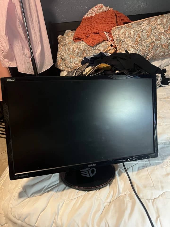 ASUS VG248QE Monitors For parts or not working Black