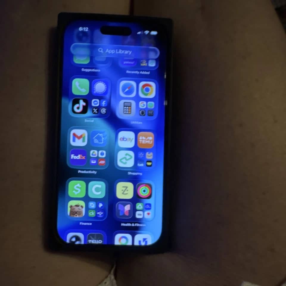 Apple iPhone 17 Pro Cell Phones Purple Unspecified New T-Mobile