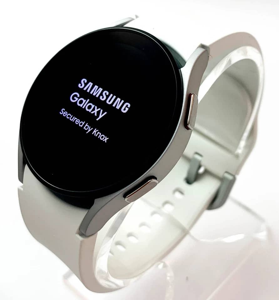 Samsung Galaxy Watch5 Smartwatches New Silver