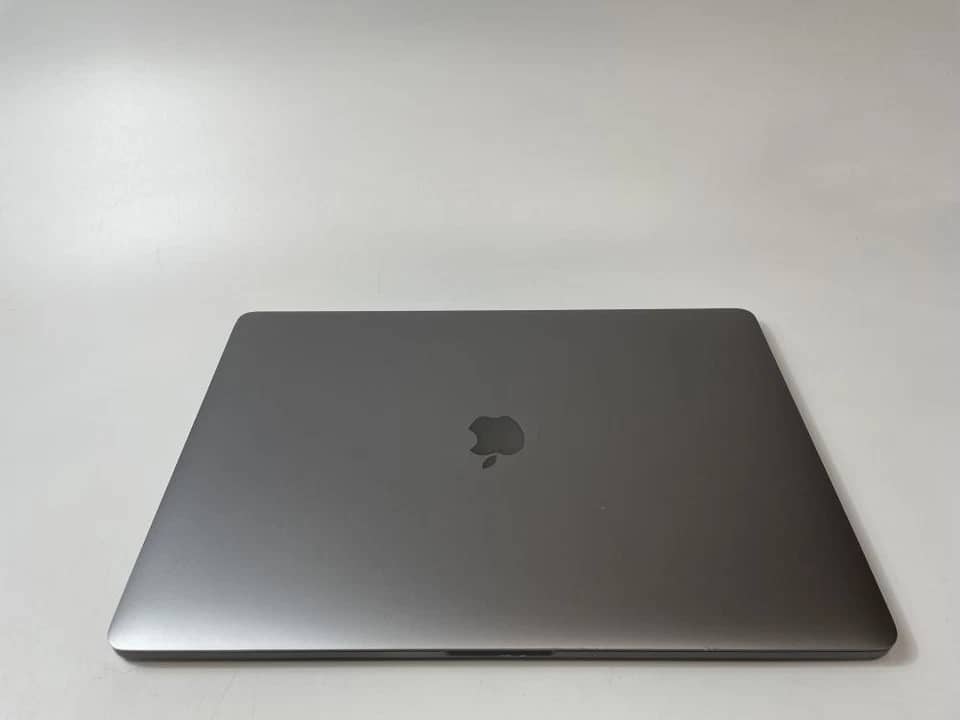 Apple MacBook Pro (2018) Computers Refurbished - Excellent 256GB 8GB